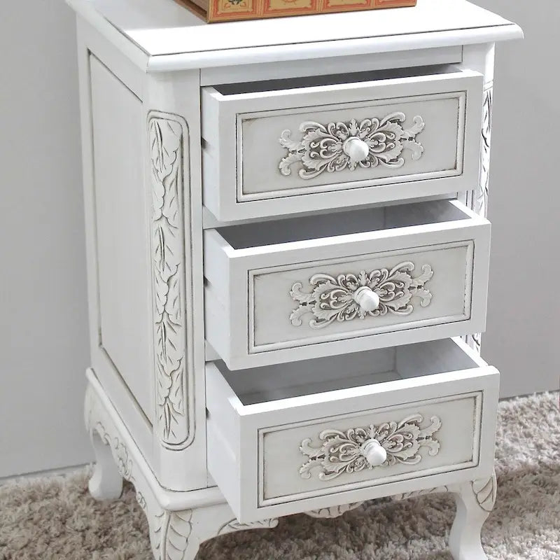 Table d'appoint Windsor en bois sculpté