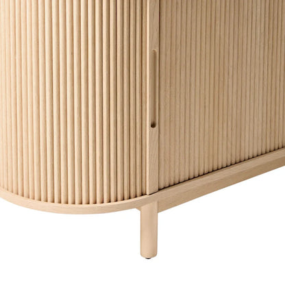 Meuble TV moderne à cannelures de 70 pouces avec rangement ouvert, signé Middlebrook Designs