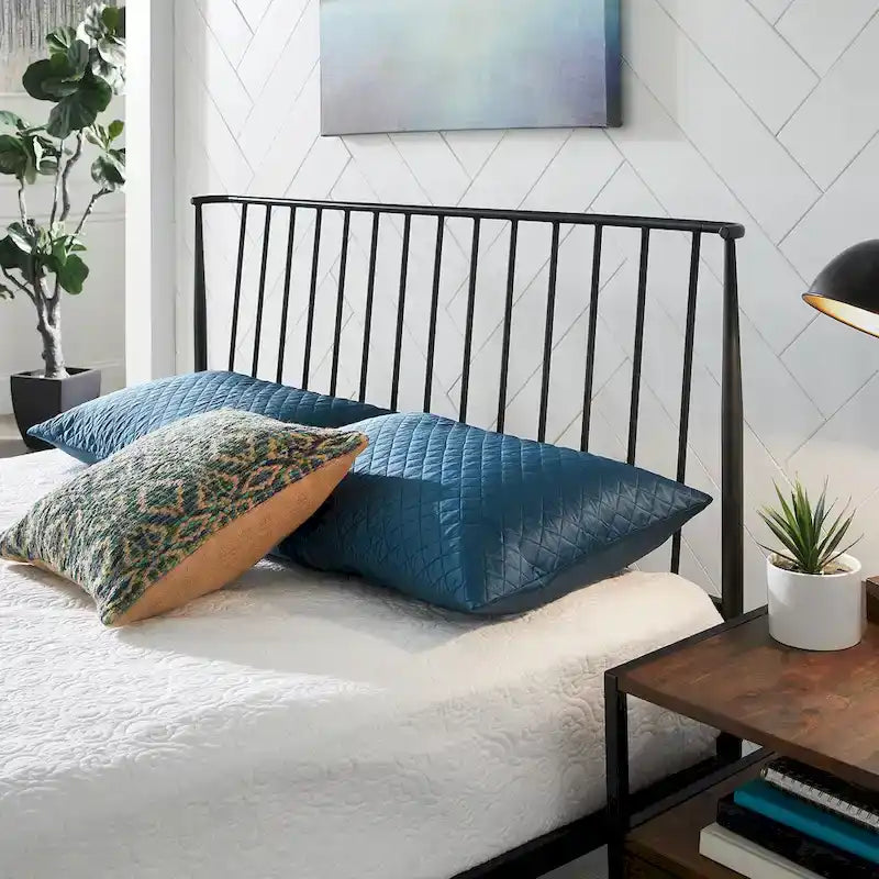 Lit Queen en métal noir mat Bastrop par iNSPIRE Q Modern