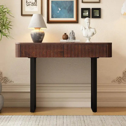 Table console d'entrée en bois massif avec tiroirs cannelés et solutions de rangement