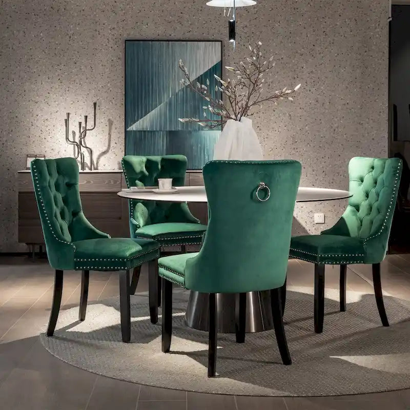 Ensemble moderne de 2 chaises de salle à manger capitonnées en velours, pieds en bois et garniture cloutée