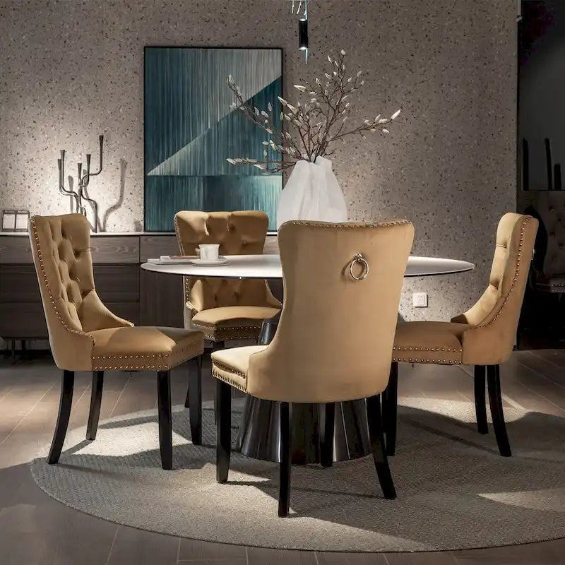 Ensemble moderne de 2 chaises de salle à manger capitonnées en velours, pieds en bois et garniture cloutée