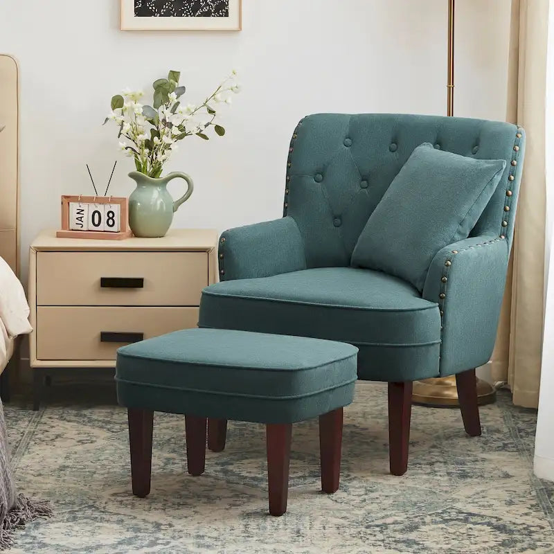 Fauteuil club capitonné avec repose-pieds et coussin