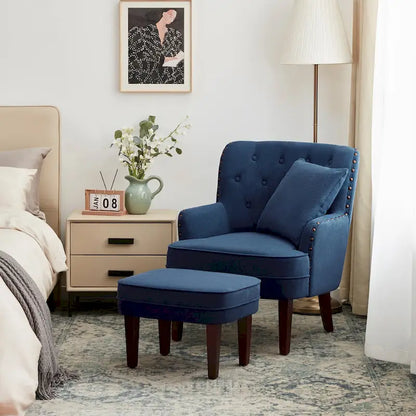 Fauteuil club capitonné avec repose-pieds et coussin