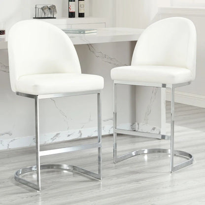 26 tabourets de bar de hauteur comptoir, revêtus de similicuir et dotés de pieds en métal - 38,8 cm (H) x 17,9 cm (L) x 20,9 cm (P)