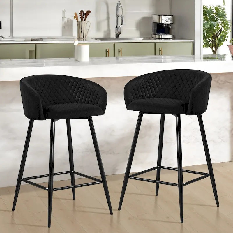 Tabourets de bar hauts, revêtus de velours, avec accoudoirs et pieds en métal - 86 cm (H) x 51 cm (L) x 53 cm (P)