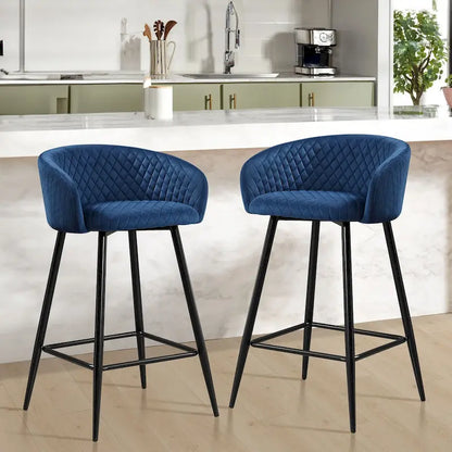 Tabourets de bar hauts, revêtus de velours, avec accoudoirs et pieds en métal - 86 cm (H) x 51 cm (L) x 53 cm (P)