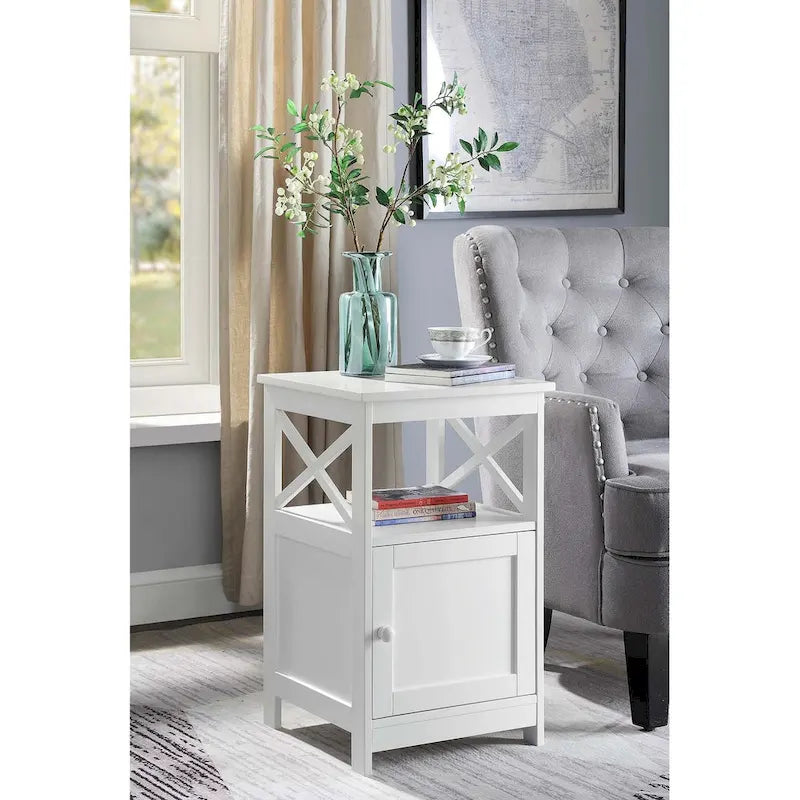 Table d'appoint Oxford de Convenience Concepts avec armoire de rangement et étagère