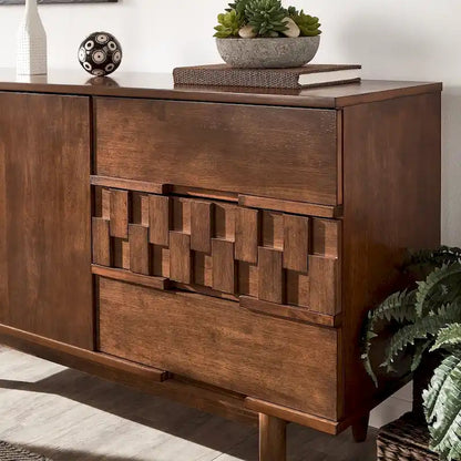 Buffet Kieran style Mid-Century en bois, 2 portes et 3 tiroirs, par iNSPIRE Q Modern