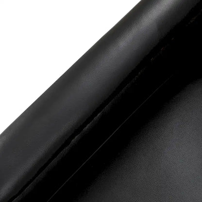 Fauteuil pivotant classique Rita en cuir véritable avec garnitures cloutées par HULALA HOME