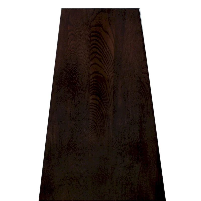 Table d'appoint Teegan en bois massif avec étagère, en forme de coin pour fauteuil inclinable.