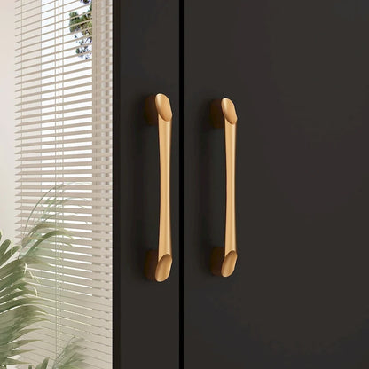 Armoire-penderie avec miroir et tringle à vêtements extensible, gain de place