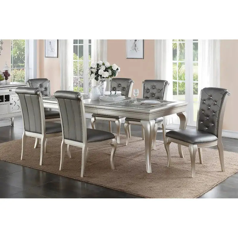 Table de salle à manger en argent antique